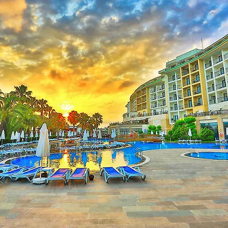 Selectum Family Comfort Side 5* Kızılağaç