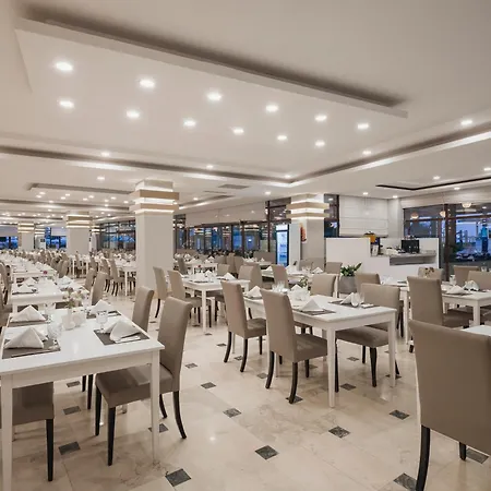 Selectum Family Comfort Side 5* Kızılağaç